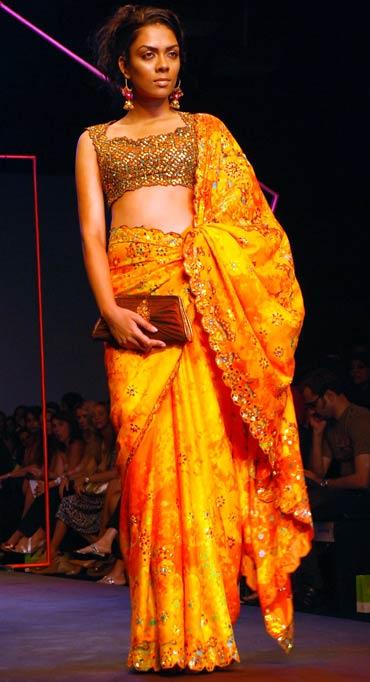 Satya Paul Fashion Show at LIFW 2009