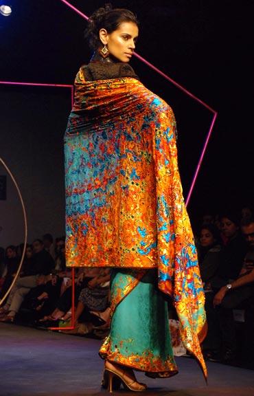 Satya Paul Fashion Show at LIFW 2009