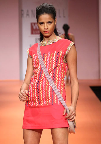 Photos from Ranna Gill Fashion Show at WLIFW  ( Wills Lifestyle India Fashion Week 2009)