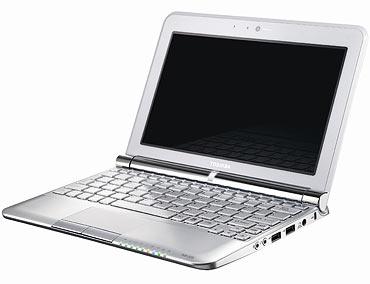 Toshiba NB305