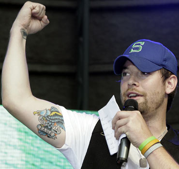 American Idol Season 7 winner David Cook has an eagle tattoo highlighting 