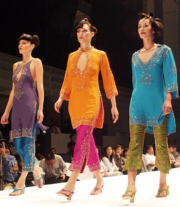Singhal's showing at the Singapore Fashion Festival