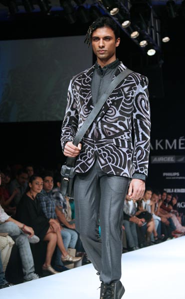 A model showcases Sanjay Hingu's creation