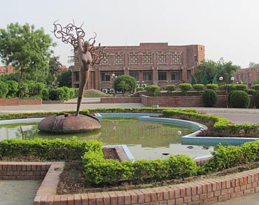 Indian Institute of Management Lucknow