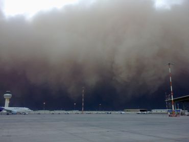 The arrival of a sandstorm!