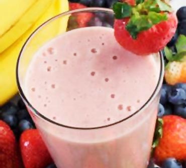 A small glass of fruit smoothie