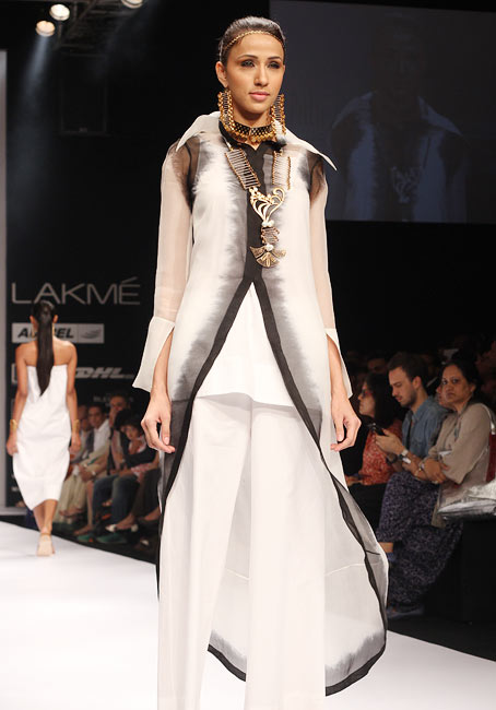 Pittie's latest collection at Lakme Fashion Week Summer-Resort 2012