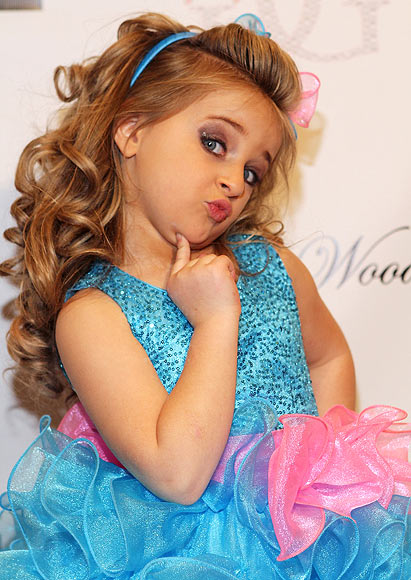 Isabella Barrett attends Isabella Barrett's from TLC's Toddlers and Tiaras Reality Weekly Launch Event to benefit her anti-bullying bracelets at the Providence Marriott Downtown Hotel on December 29, 2011 in Providence, Rhode Island.
