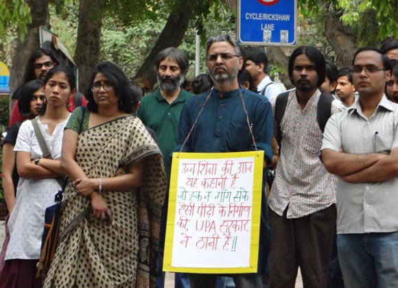 Professors, students and parents stand opposed the four-year UG programme in 2013.