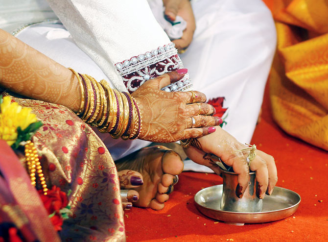 Urban Indians are showing an increased interest in inter-caste marriages.