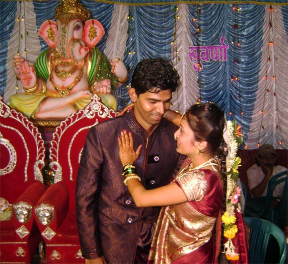 Dilip Kumbhar with his bride Suvarna