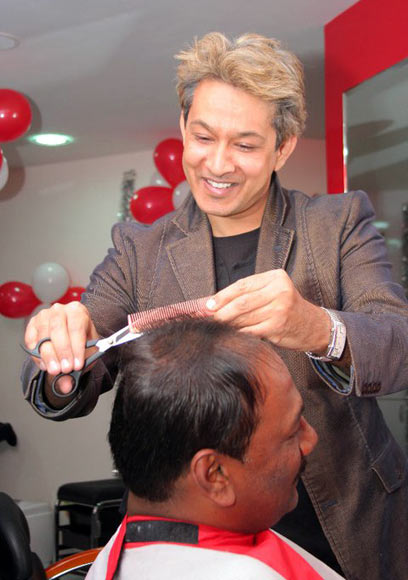 The son of a barber who built a Rs 300-crore empire - Rediff Getahead