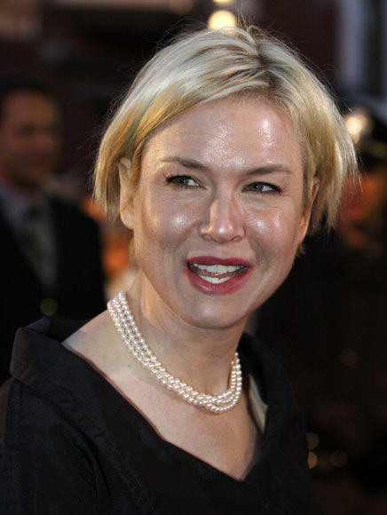 Oily skin is never sexy. Renee Zellweger should know