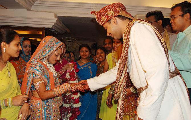 Gaurav Khandelwal with his wife