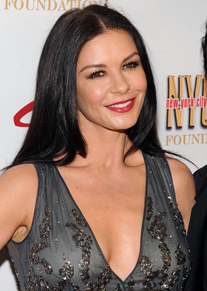 atherine Zeta-Jones attends the 2013 NYC Dance Alliance Foundation Gala at the NYU Skirball Center on September 29, 2013 in New York City. 