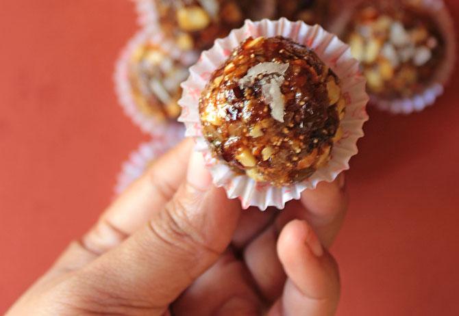 Dry Fruit and Peanut Laddoo