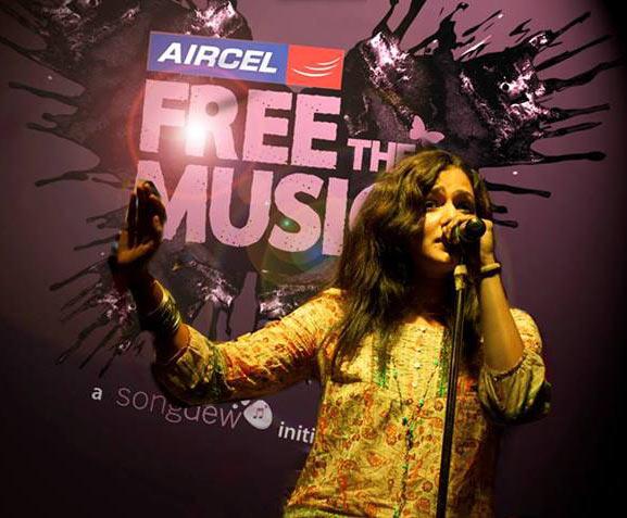 Chinmayee performs at Airtel's Free The Music in Hard Rock Cafe in New Delhi