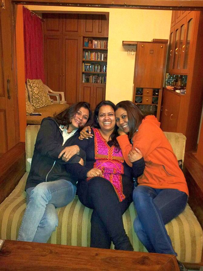 Manine Mishra with her friends