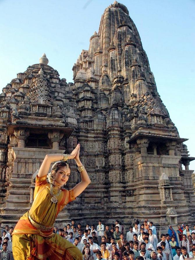 Image result for Khajuraho Dance Festival