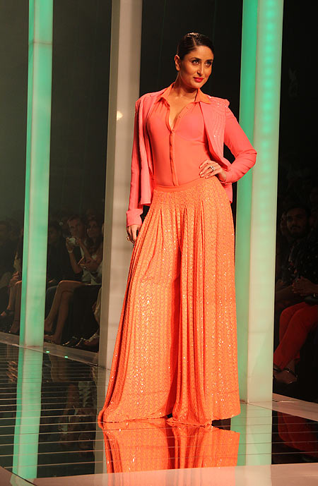 Kareena Kapoor at Lakme Fashion Week Summer-Resort 2013