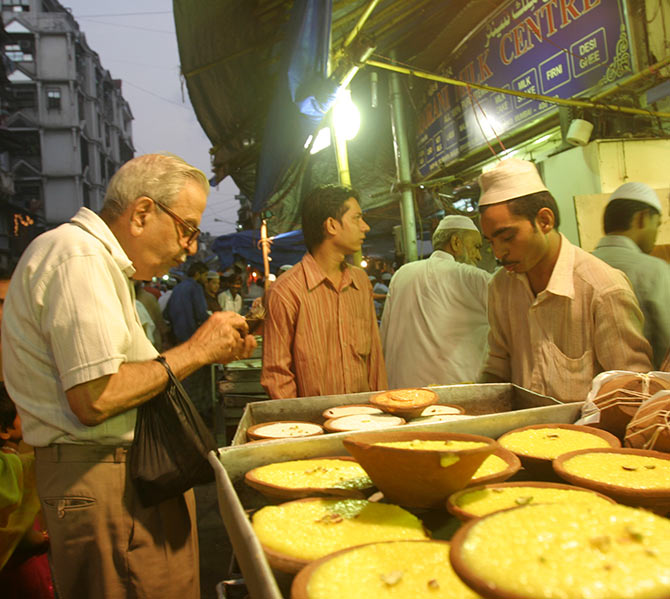 The best place to break your Ramzan fast in Mumbai is Mohammed Ali Road.