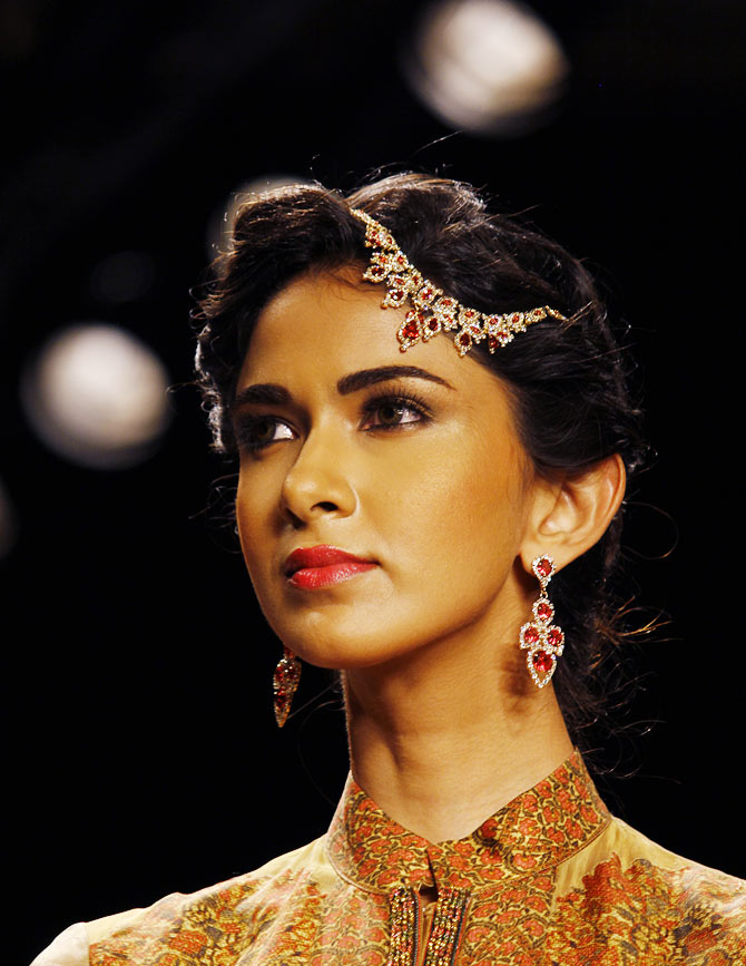 Reha Sukheja for Gitanjali Jewellers
