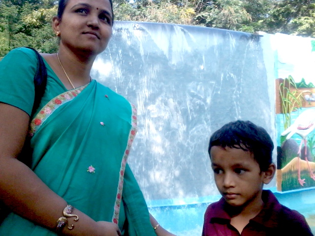 B Jaya Krishnan with her son