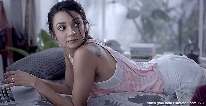Ira Dubey featured in an online store commerical 