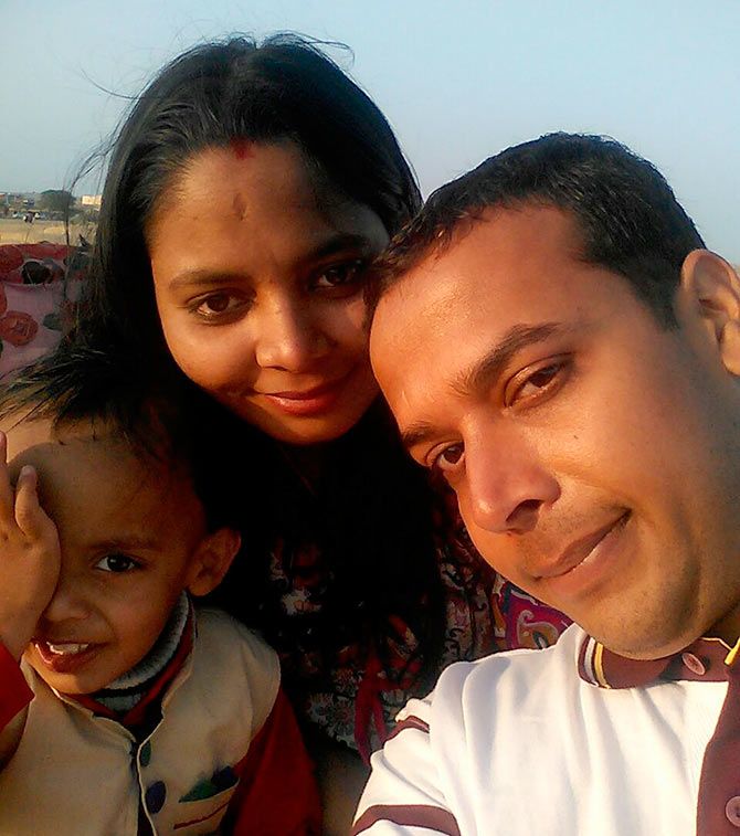 Shubham Shrivastav (right) with his family
