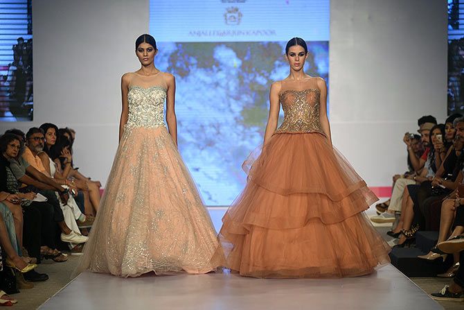 Models walk in Anjallee & Arjun Kapoor creations