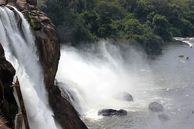 Athirapilly Falls