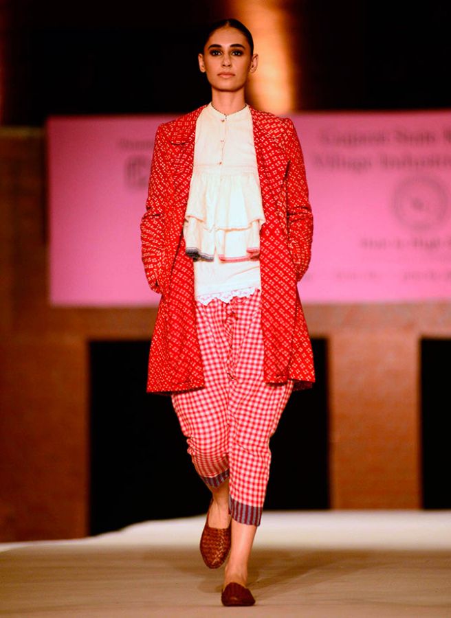 A model in Aneet Arora collection