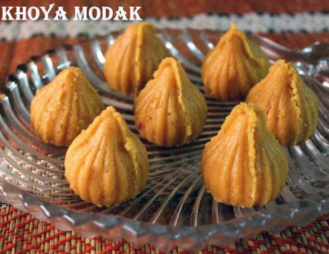Khoya Modak