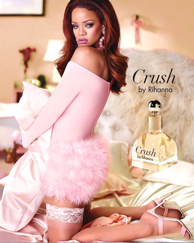 Rihanna launches new perfume