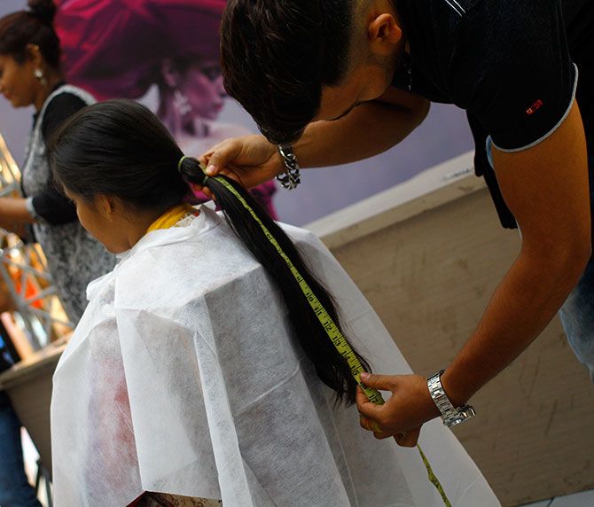 Oberoi Mall + hair donation 