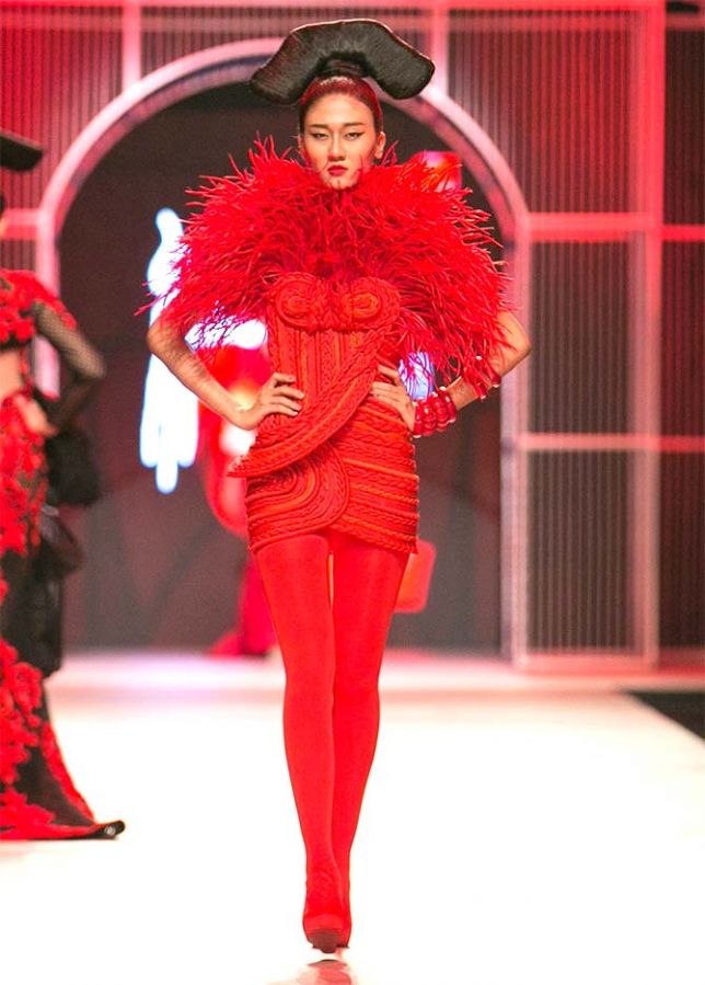 Vietnam Fashion Week 