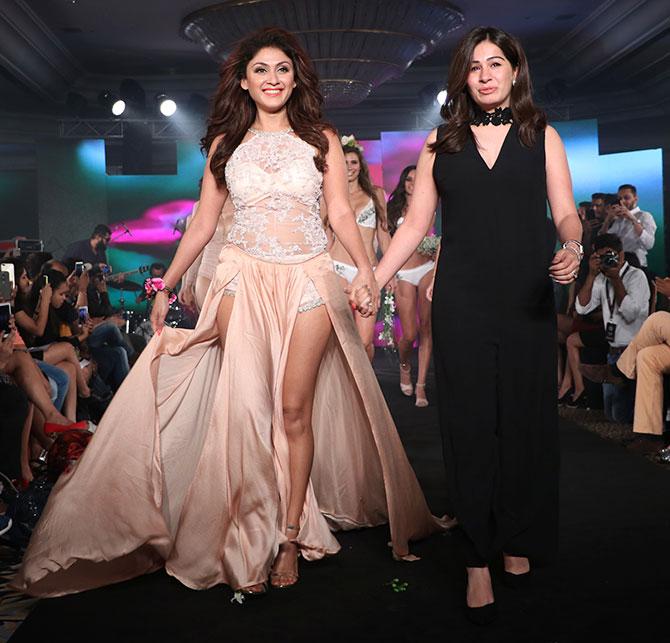 Karishma Jumani collection at India Intimate Fashion Week