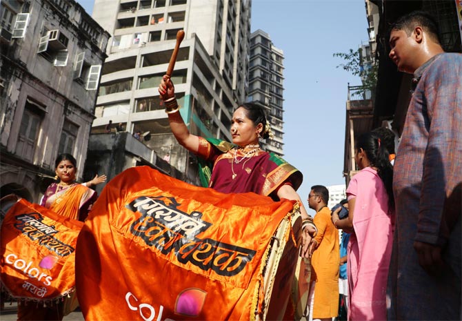 gudi padwa celebrations at girgaum, mumbai