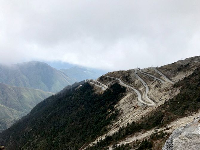 Snaking up to Sela Pass