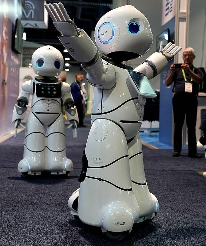 Beyond Erotic Dancer Robots The 10 Best Robots Of Ces Get