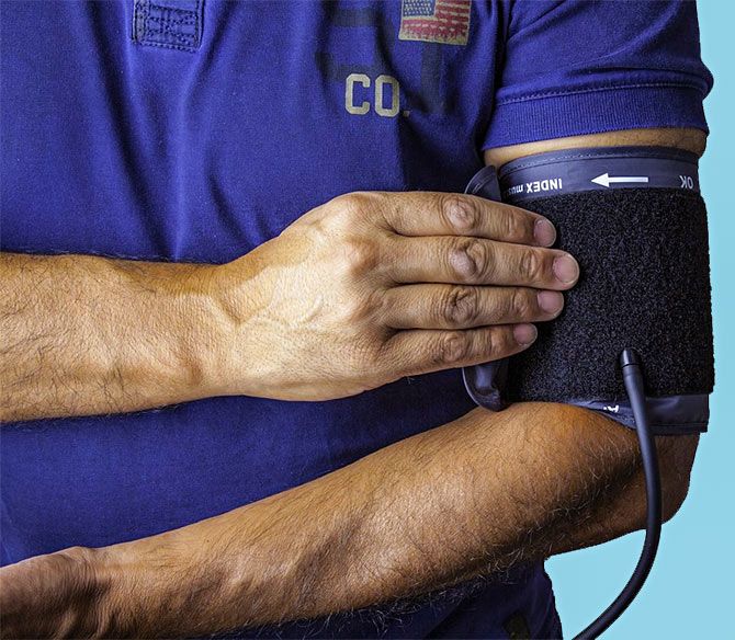 Why diabetics should check their blood pressure