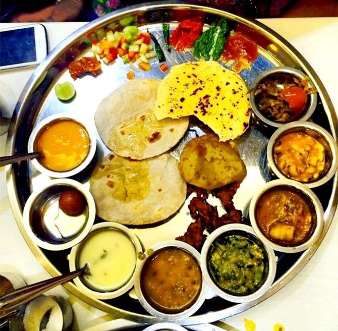 getting-to-know-the-appetizing-gujarati-food