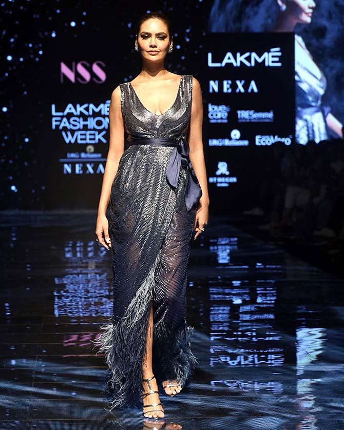 Esha Gupta walks for Lakme Fashion Week 2019