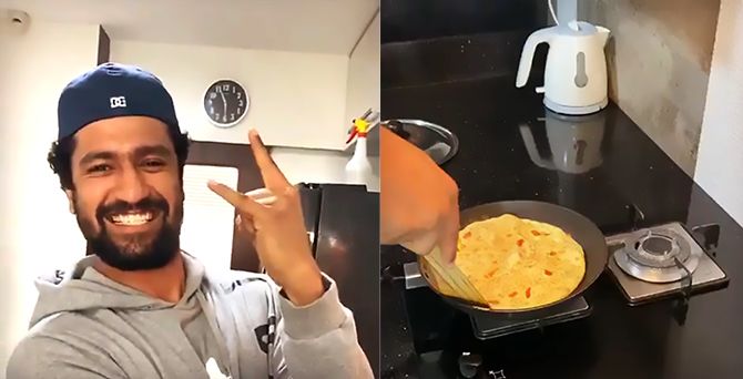 Vicky Kaushal flips an omelette 