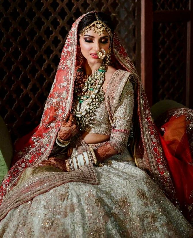 Miheeka's wedding lehenga was designed by Anamika Khanna