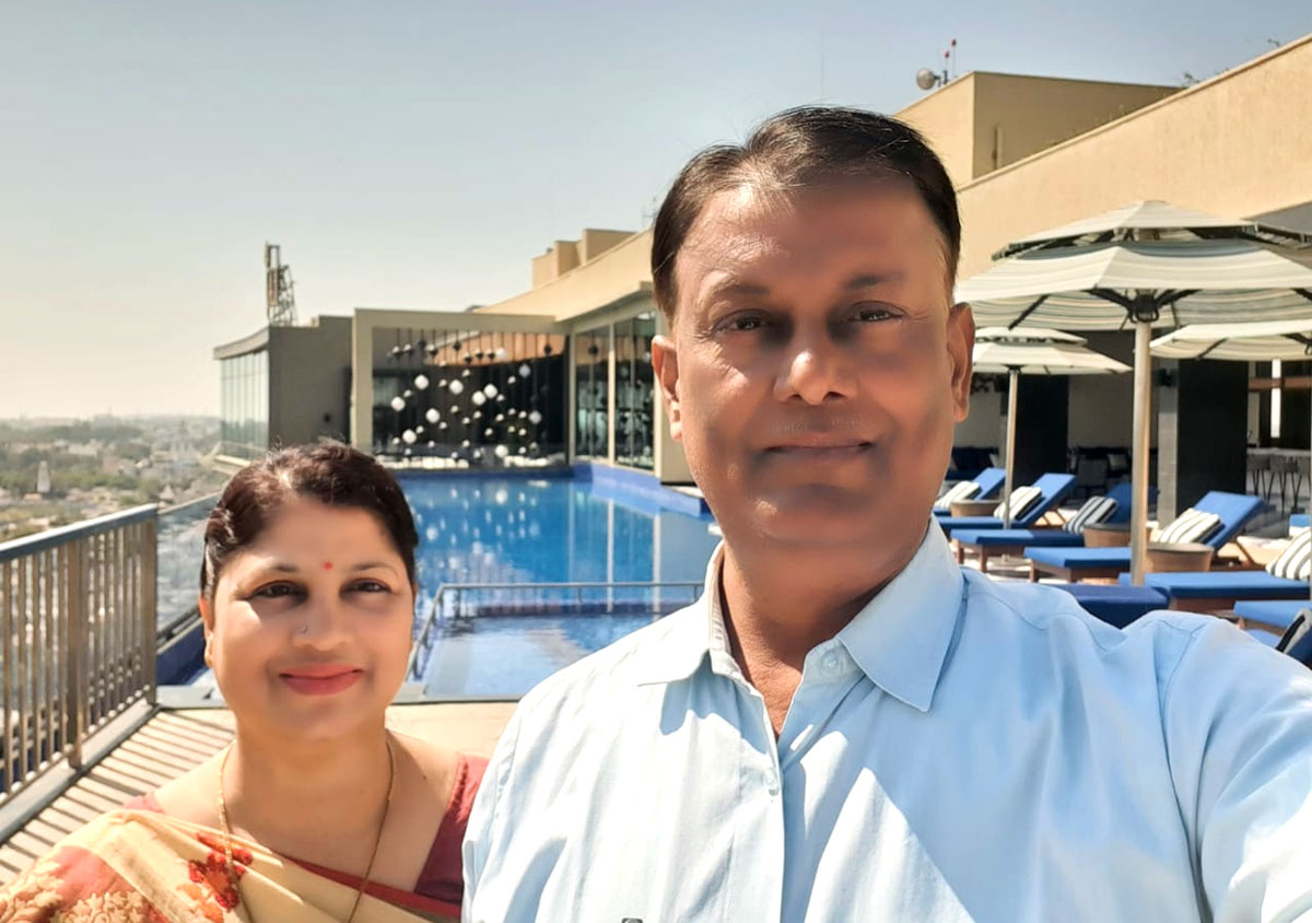 Prabhat Kumar with his wife Ranjana