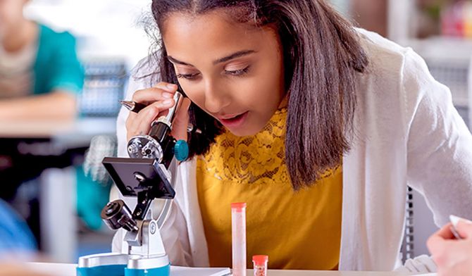 Loreal India For Young Women in Science scholarship 2022