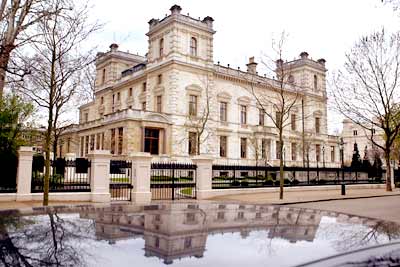 Mittals' 12-bedroom mansion located at the prestigious Kensington Palace Gardens.  Photo: Odd Andersen / AFP / Getty Images