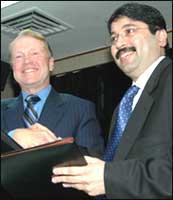 Cisco Systems CEO John Chambers with IT Minister Dayanidhi Maran in New Delhi on Wednesday. Photograph: Ranjan Basu/Saab Pictures