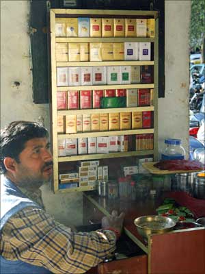 cigarette seller